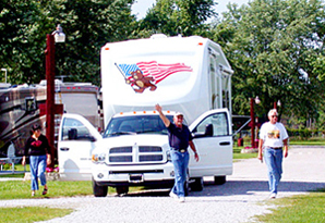 What’s this!!?? Jerry Lemar demonstrates something important to new owners and shoppers from all over the US – and Canada.